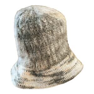 Fuzzy Beanie Hat Wool Angora Gray Marled Winter EUC